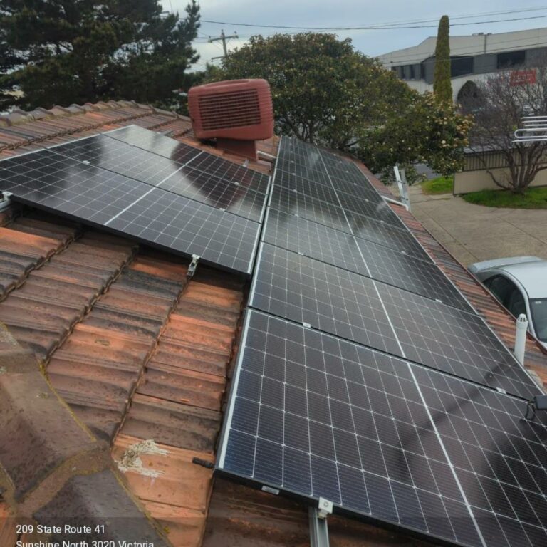 Solar power installation in North Sunshine by Solahart Geelong